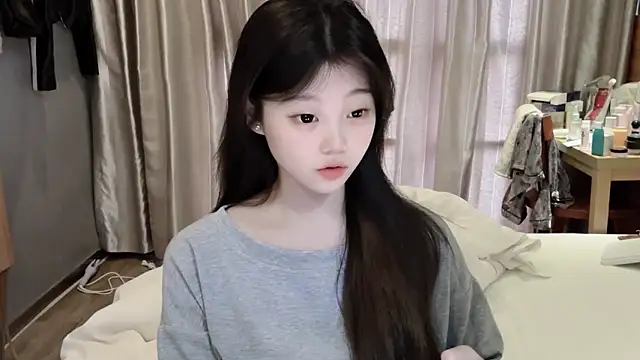 yangyang-1115 online show from 9, 3, 2025