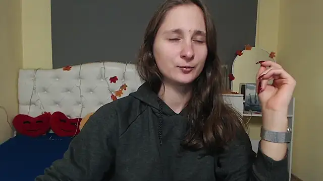 MichelLeee online show from 28, 11, 2025