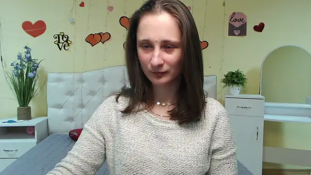 MichelLeee online show from 25, 2, 2025