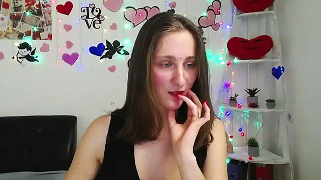 MichelLeee online show from 13, 3, 2025