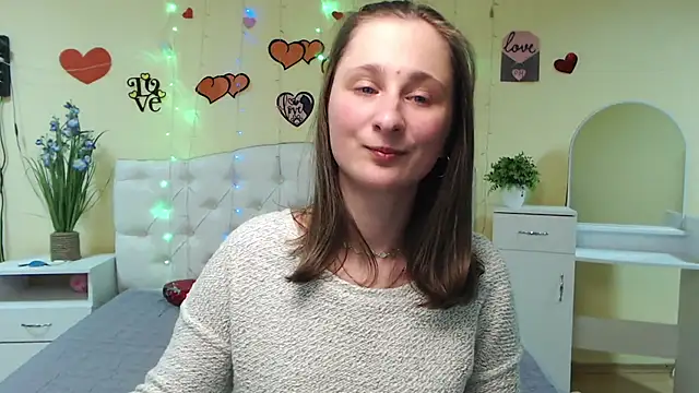 MichelLeee online show from 25, 2, 2025