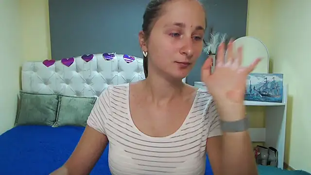 MichelLeee online show from 16, 9, 2025