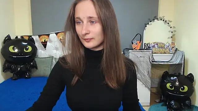 MichelLeee online show from 22, 10, 2025