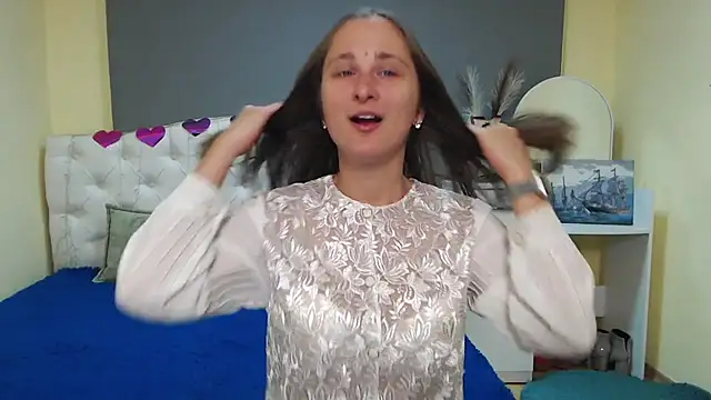 MichelLeee online show from 8, 10, 2025