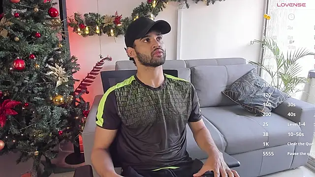 Snapshot of andrewChris_ chatting on 9, 12, 2024 andrewChris online show from 9, 12, 2024