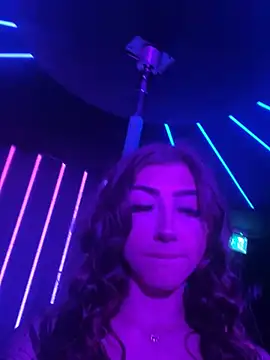 Snapshot of badlills201 chatting on 19, 2, 2025 badlills201 online show from 19, 2, 2025