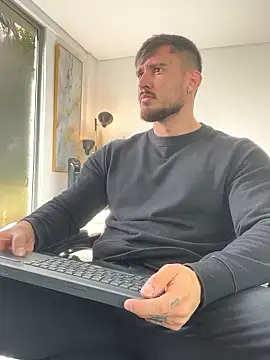 DimitriSullivan  online show from 9, 1, 2026