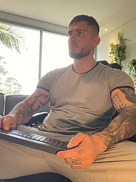 DimitriSullivan  online show from 10, 4, 2026