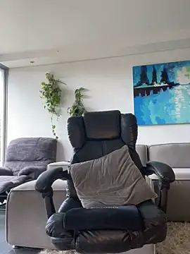 DimitriSullivan  online show from 16, 3, 2026