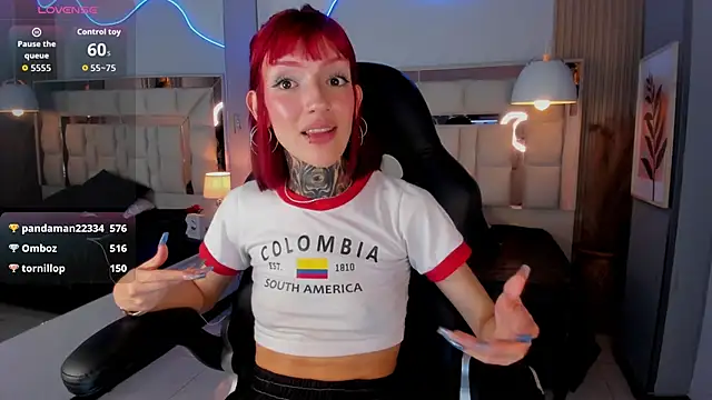 Snapshot of Ameliewitte_mjs chatting on 12, 11, 2025 Ameliewitte mjs online show from 12, 11, 2025