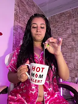 Snapshot of Lady_Rey chatting on 5, 2, 2026 Lady Rey online show from 5, 2, 2026