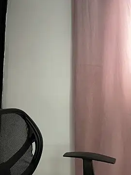 Lady Rey online show from 7, 4, 2026