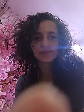 Snapshot of AriannaRussell_ chatting on 7, 7, 2026 AriannaRussell online show from 7, 7, 2026