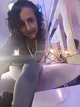 AriannaRussell  online show from 16, 5, 2026