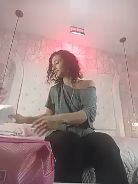 AriannaRussell  online show from 17, 5, 2026