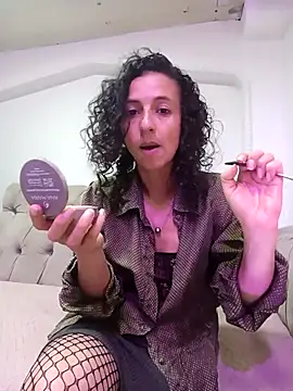 AriannaRussell  online show from 28, 4, 2026
