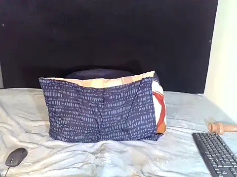 RayaBae online show from 23, 12, 2025