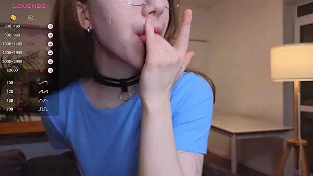 MoiraHilby online show from 9, 2, 2025