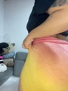 Leyna Kenet online show from 11, 12, 2024