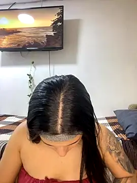 Leyna Kenet online show from 28, 9, 2025