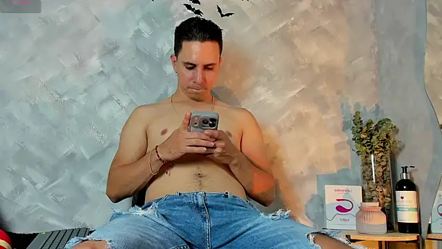 Snapshot of -Bruno-Bs chatting on 17, 10, 2025 -Bruno-Bs online show from 17, 10, 2025