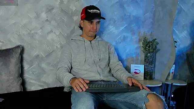 Snapshot of -Bruno-Bs chatting on 16, 10, 2025 -Bruno-Bs online show from 16, 10, 2025