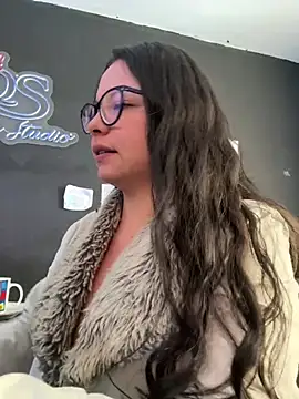 Sapphiraa online show from 24, 12, 2024