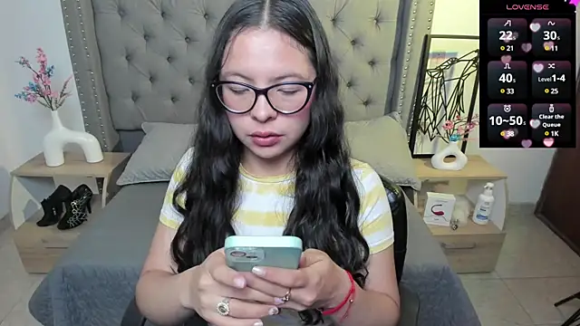 Sapphiraa online show from 11, 1, 2025