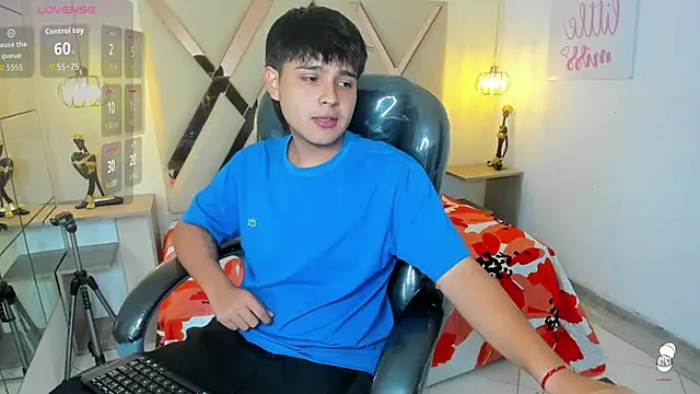 Snapshot of AndrewPherson chatting on 21, 9, 2025 AndrewPherson online show from 21, 9, 2025