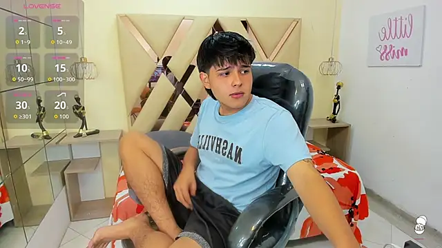 Snapshot of AndrewPherson chatting on 16, 9, 2025 AndrewPherson online show from 16, 9, 2025