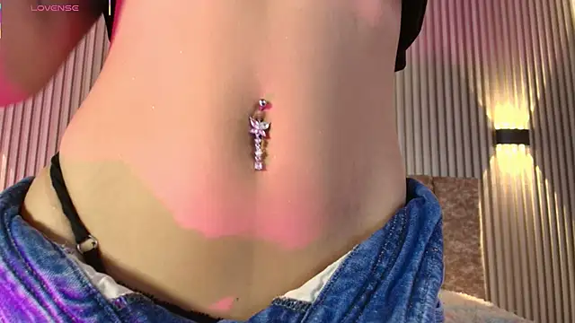 Snapshot of tiffany_johnson11 chatting on 5, 11, 2025 tiffany johnson11 online show from 5, 11, 2025