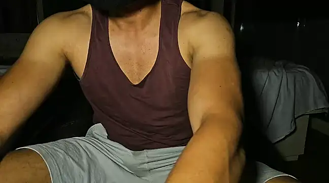 Snapshot of Theindianhung chatting on 12, 3, 2025 Theindianhung online show from 12, 3, 2025