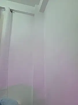 NeredaXxx online show from 17, 12, 2025