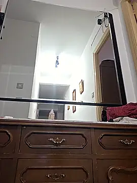 NeredaXxx online show from 19, 6, 2026