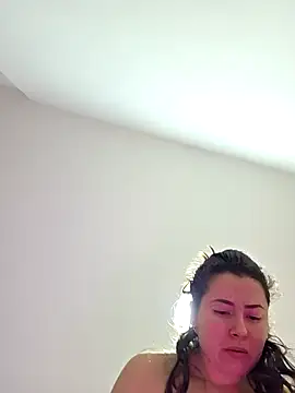 Snapshot of NeredaXxx chatting on 6, 4, 2026 NeredaXxx online show from 6, 4, 2026