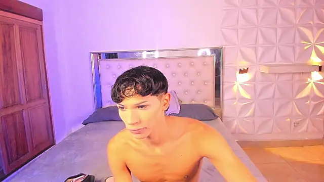 Snapshot of im_sebaslopez chatting on 5, 7, 2026 im sebaslopez online show from 5, 7, 2026