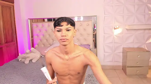 im sebaslopez online show from 3, 6, 2026