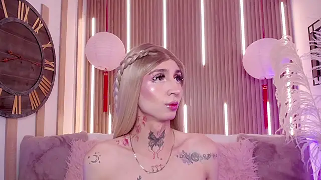 Aniie Doll online show from 13, 1, 2026