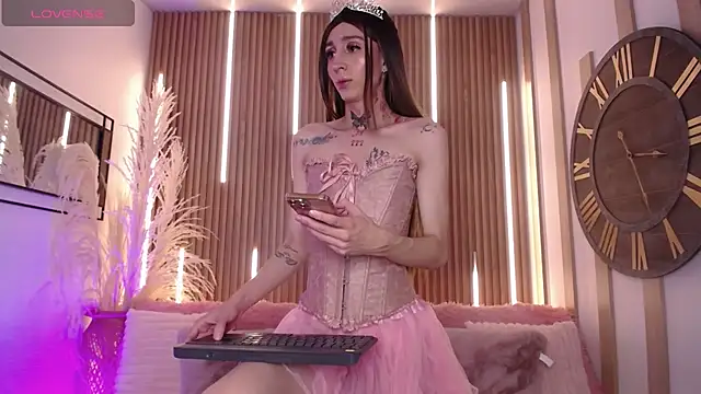 Aniie Doll online show from 24, 9, 2025