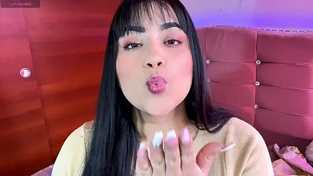 male couper online show from 13, 11, 2025