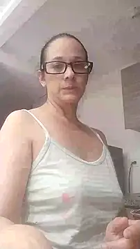 nicolle milf1978 online show from 3, 10, 2025