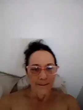 nicolle milf1978 online show from 12, 5, 2026