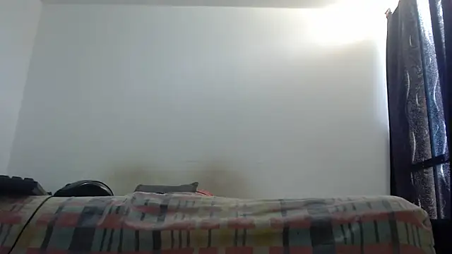 nicolle milf1978 online show from 26, 11, 2025