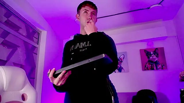 Noah Xitruxx online show from 21, 11, 2025