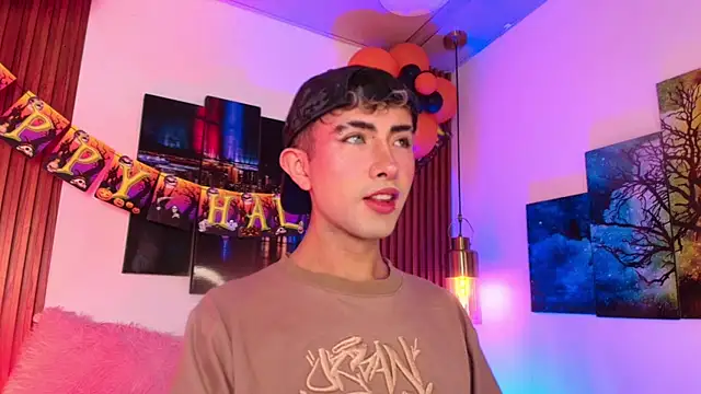 Noah Xitruxx online show from 16, 10, 2025