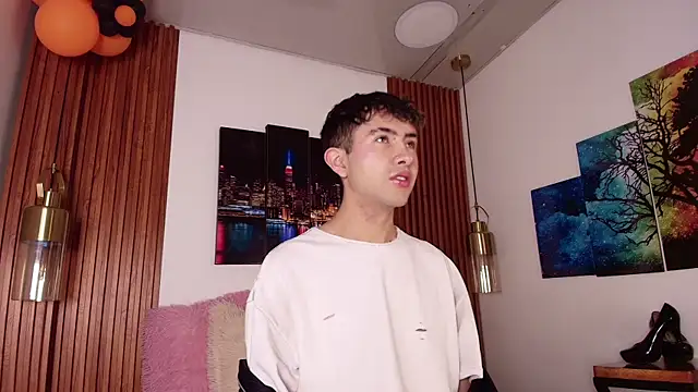 Noah Xitruxx online show from 10, 11, 2025