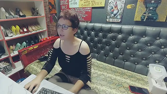 Snapshot of Lily4yourfun chatting on 9, 11, 2025 Lily4yourfun online show from 9, 11, 2025