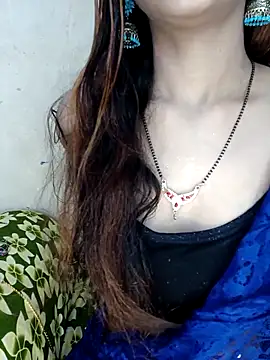 Snapshot of xpihu chatting on 23, 11, 2025 xpihu online show from 23, 11, 2025