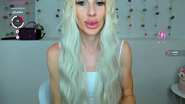 Lana kitty   online show from 22, 9, 2025