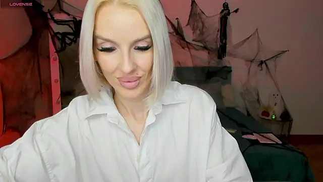 Lana kitty   online show from 26, 10, 2025